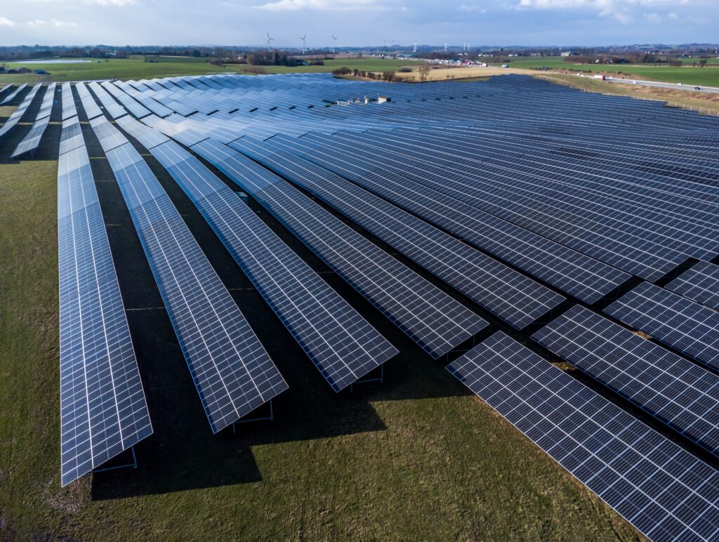 Scana company secures contract to upgrade solar park with battery energy storage in Sweden.